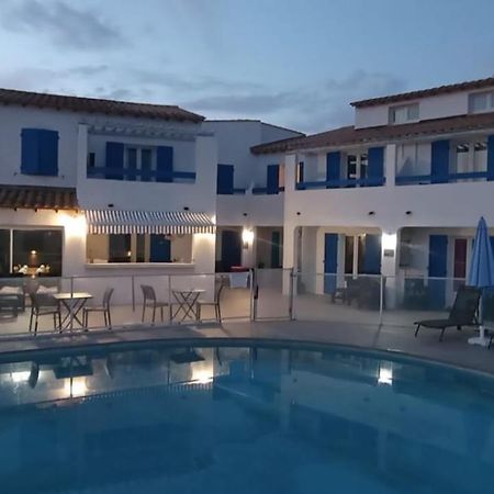 Hotel Le Bleu Marine Saintes-Maries-de-la-Mer Ngoại thất bức ảnh
