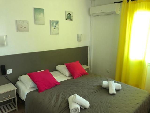 Hotel Le Bleu Marine Saintes-Maries-de-la-Mer Ngoại thất bức ảnh