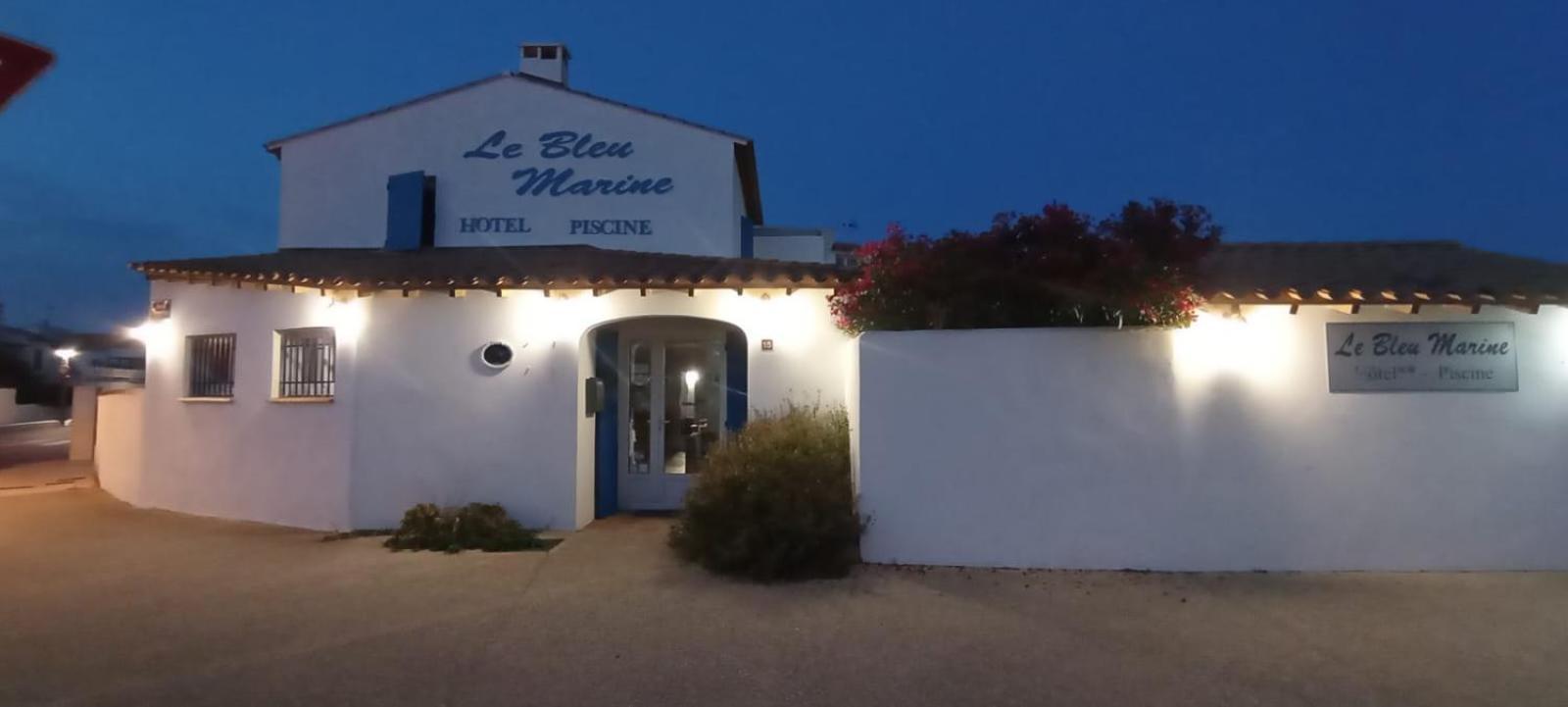 Hotel Le Bleu Marine Saintes-Maries-de-la-Mer Ngoại thất bức ảnh